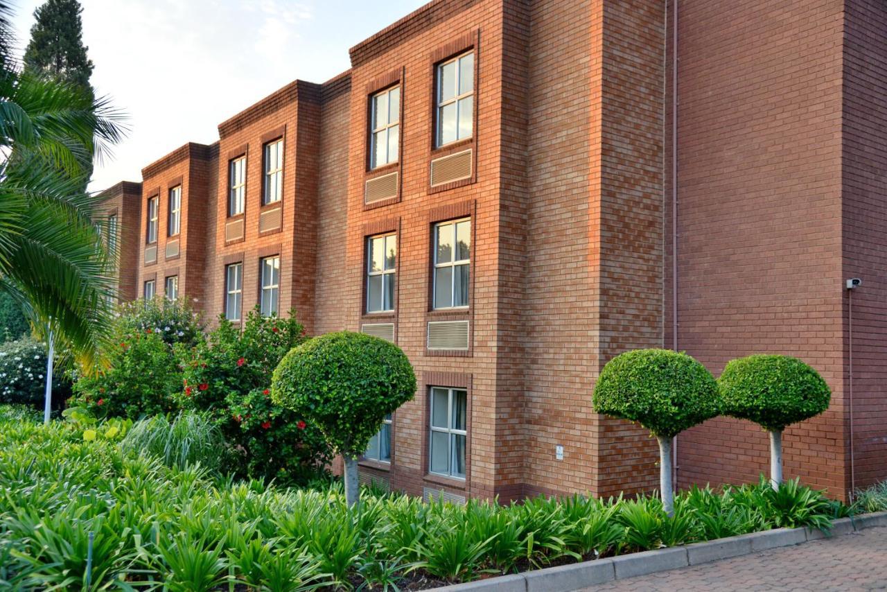 Road Lodge Sandton Johannesburg Exterior photo