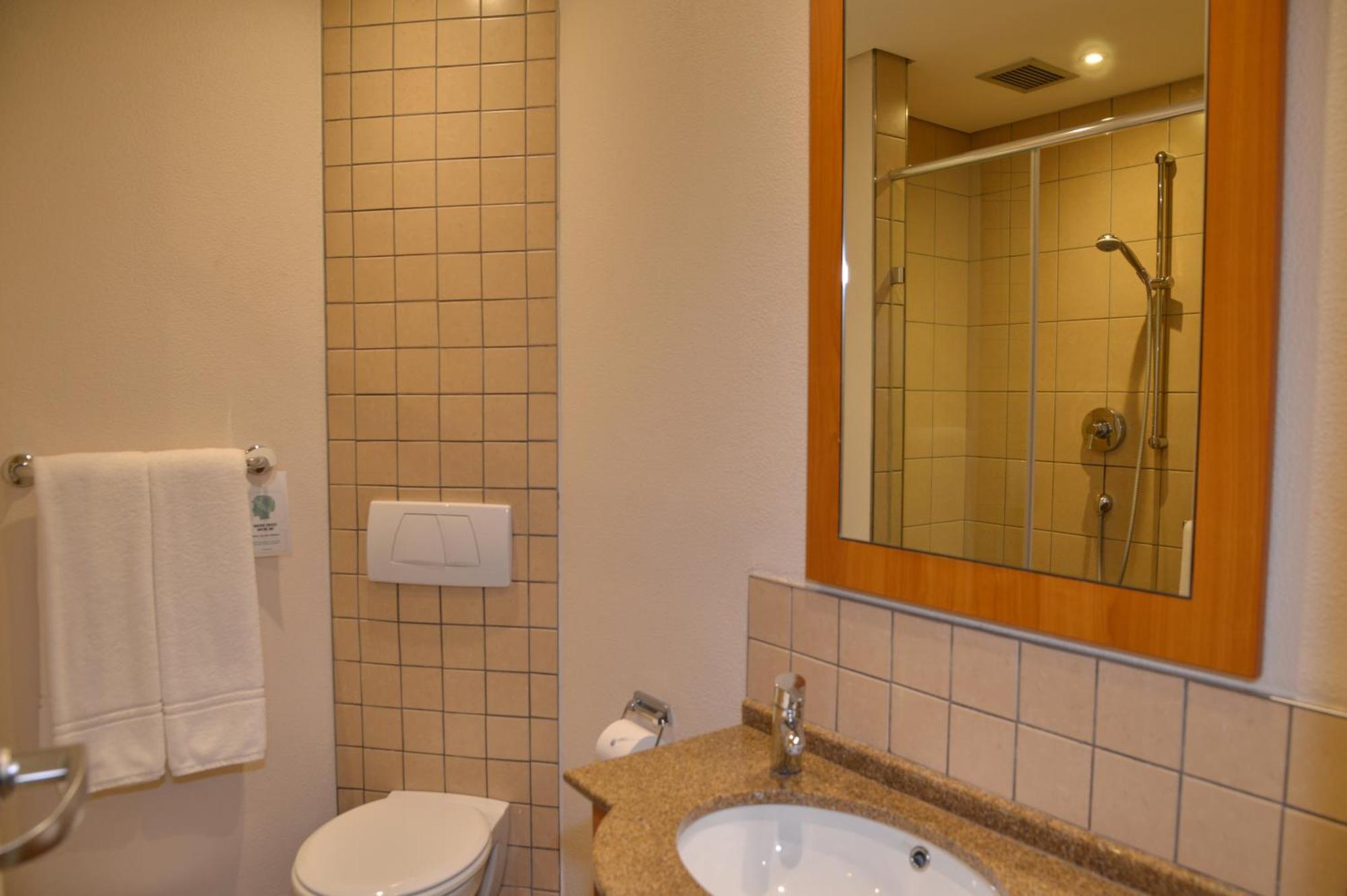 Road Lodge Sandton Johannesburg Room photo