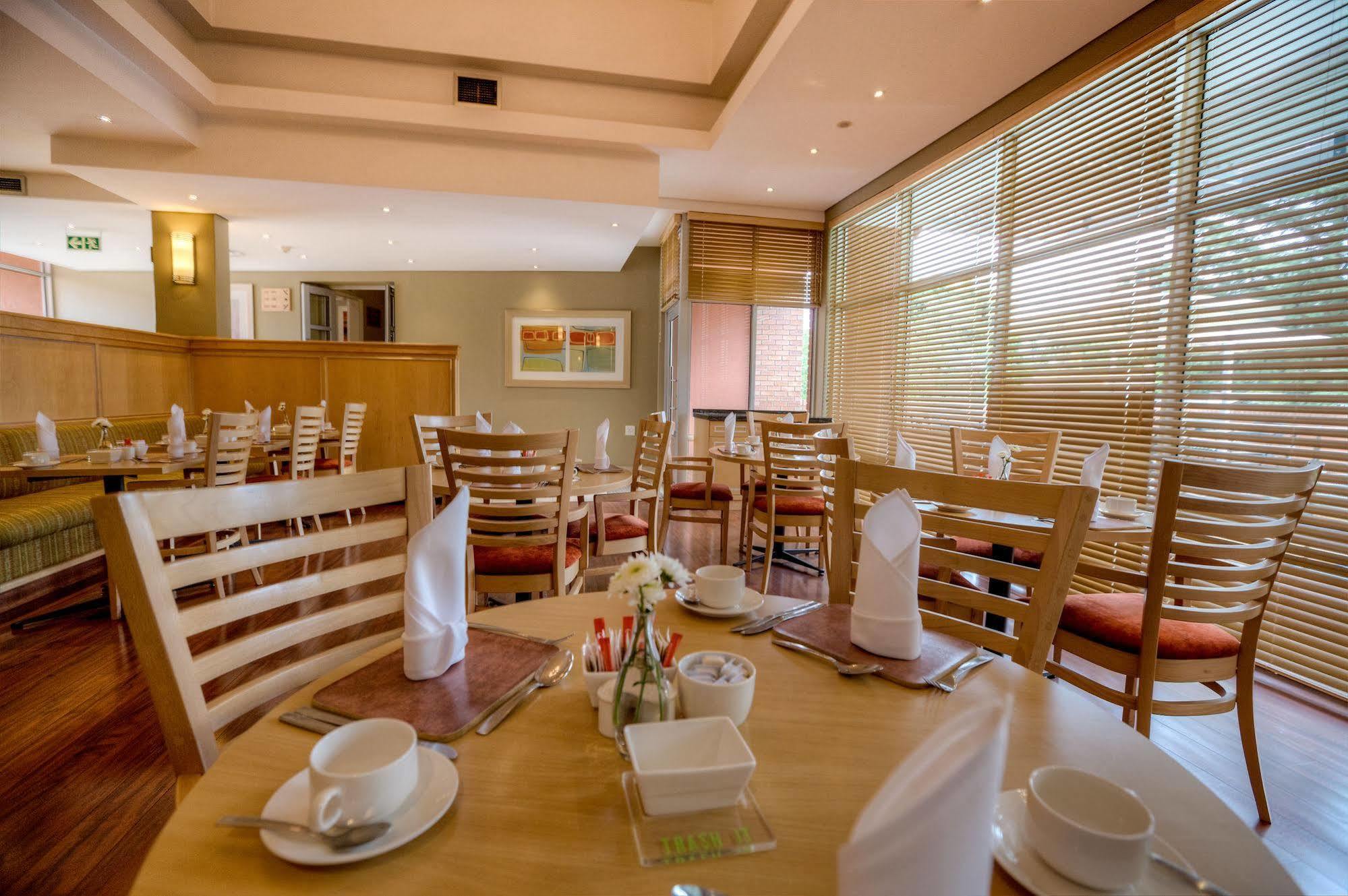 Road Lodge Sandton Johannesburg Exterior photo